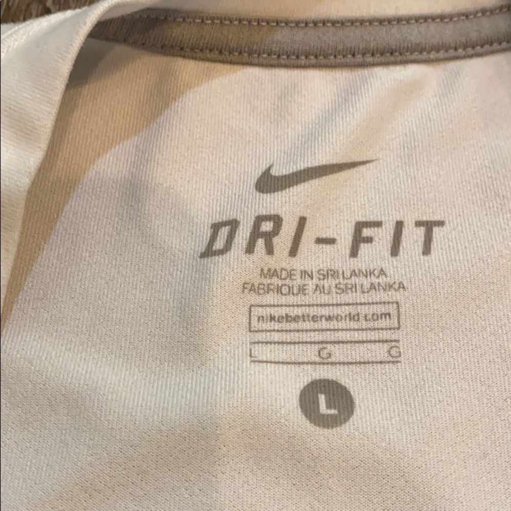 Nike Dri-Fit Performance Tee - Picture 4 of 7